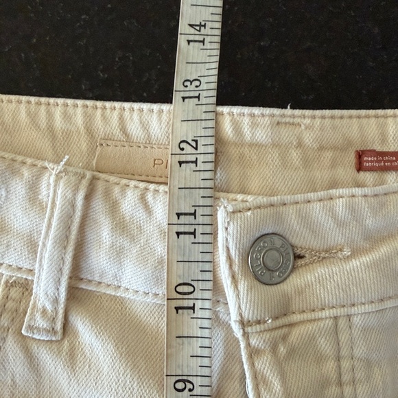 Anthropologie Pilcro Cream Button Fly High Rise Distressed Jean Shorts Waist 29 - Picture 10 of 13